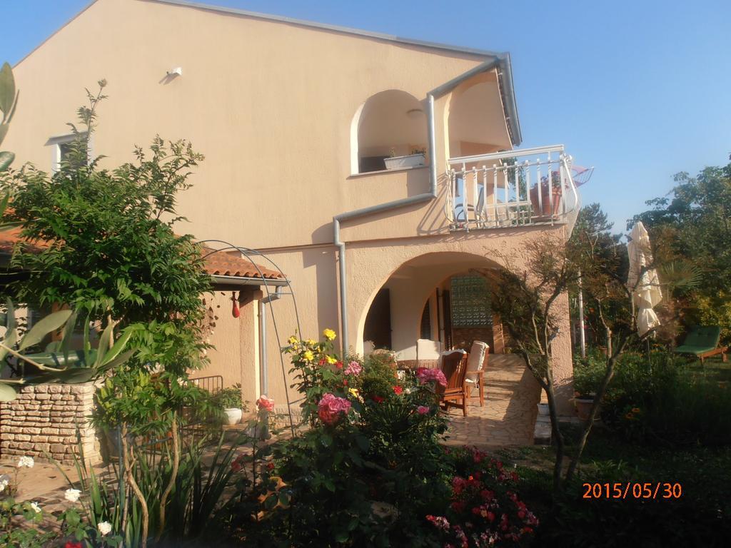 Apartment Steblaj Pula Oda fotoğraf