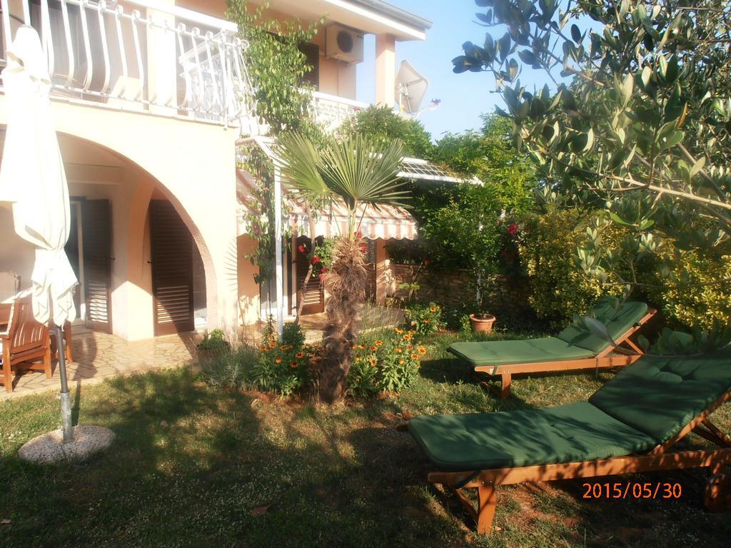 Apartment Steblaj Pula Oda fotoğraf
